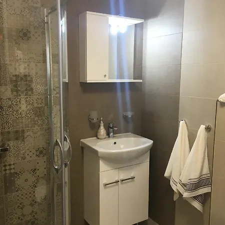 City Garden House,brand New+parking,business Ready *